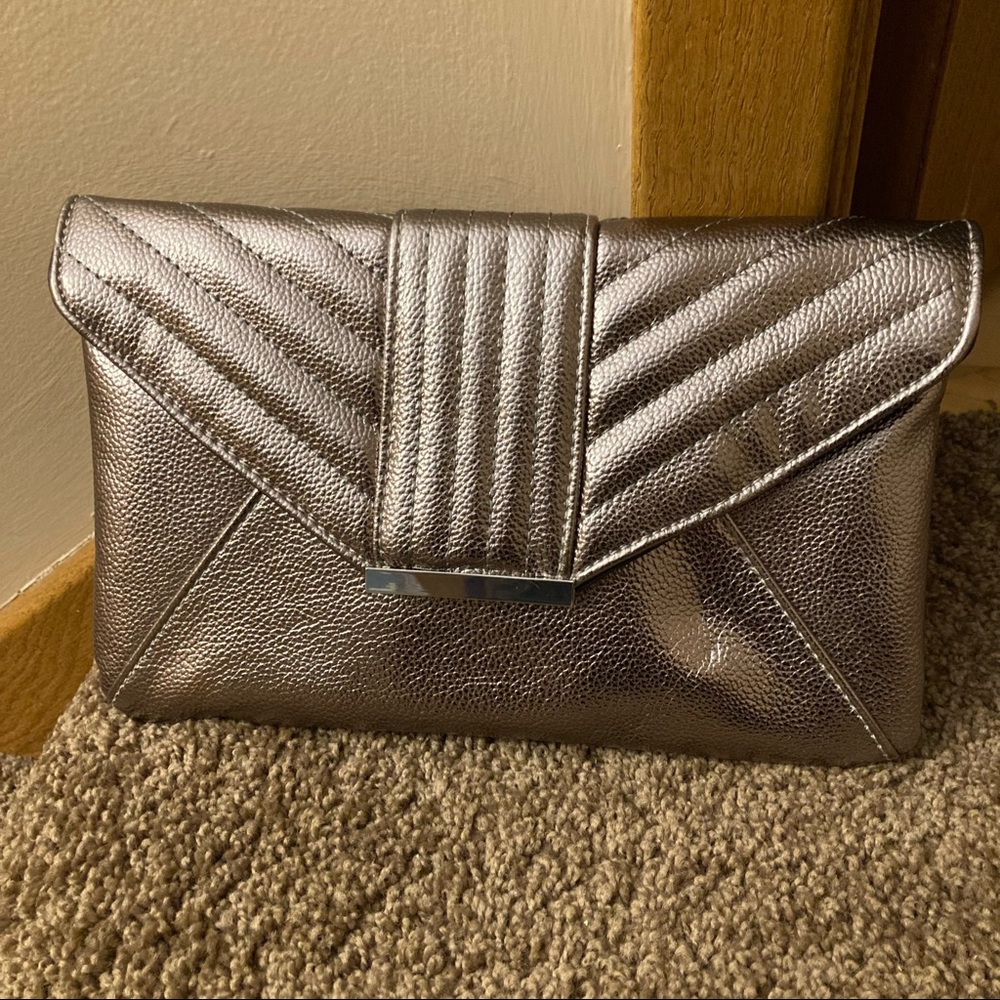 INC clutch